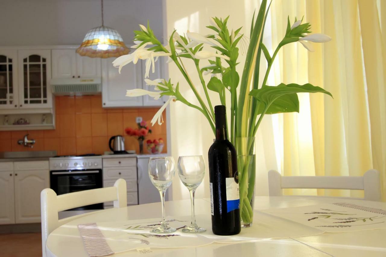 Bivium Apartman Otocsán Kültér fotó