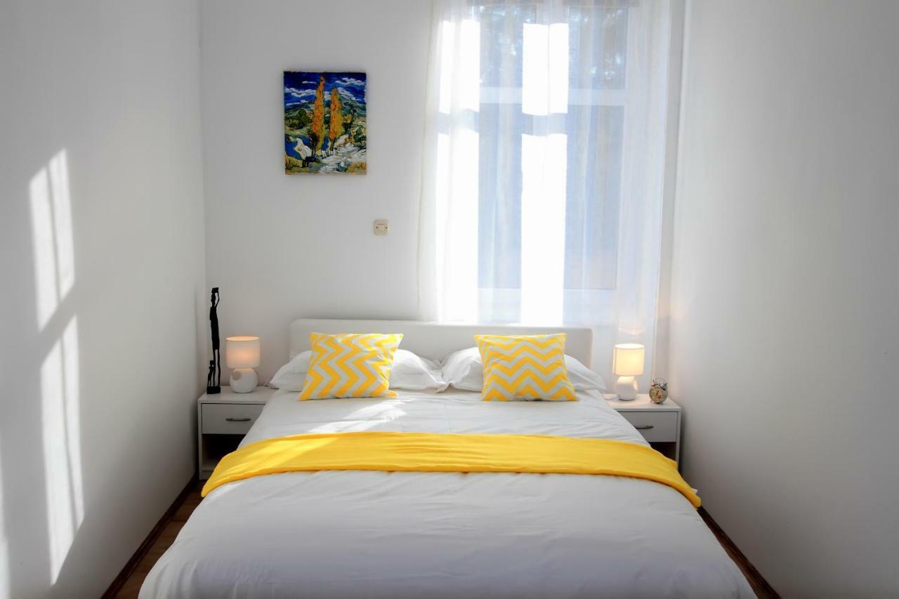 Bivium Apartman Otocsán Kültér fotó